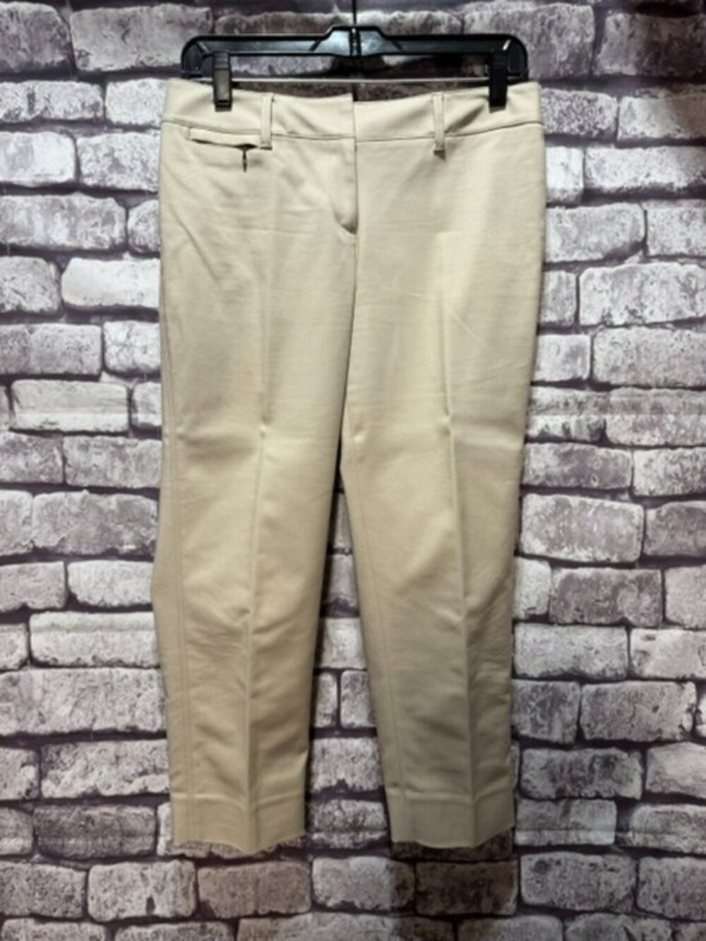 White House Black Market Khaki Crop Pants Size 4